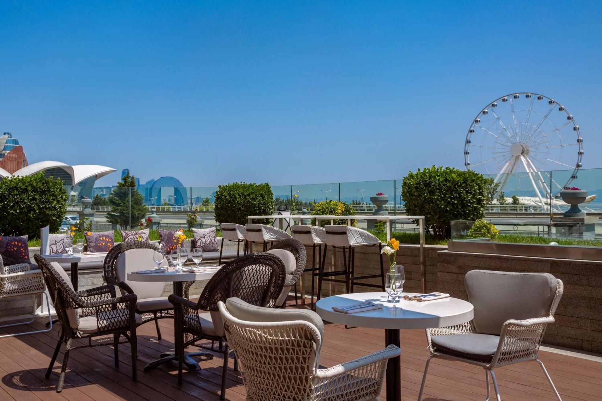 Sheraton Baku Intourist Εξωτερικό φωτογραφία The View