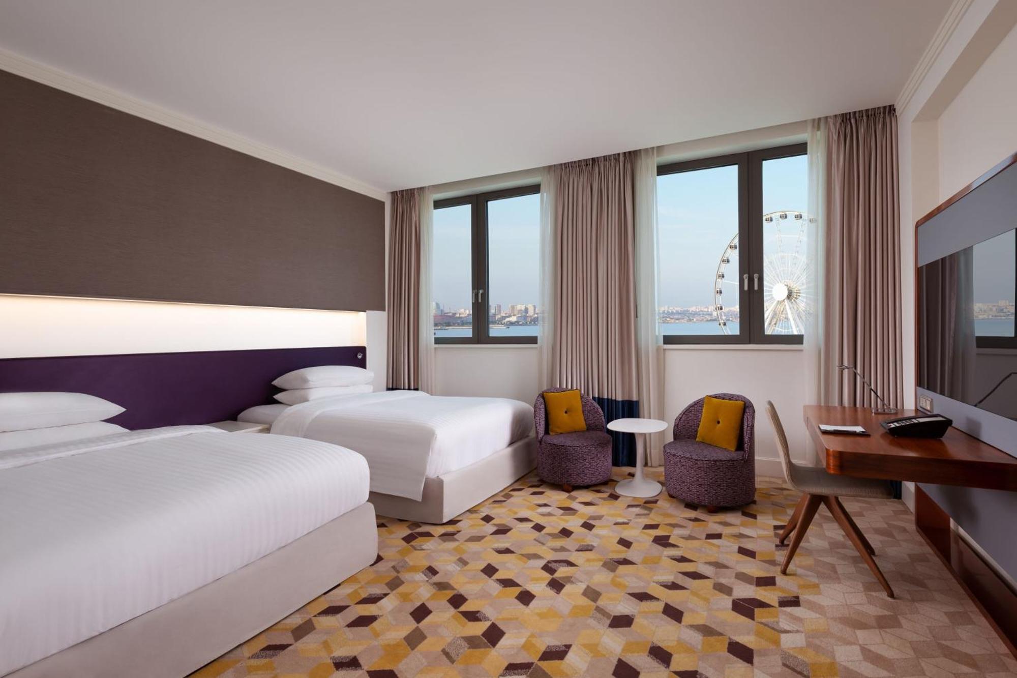 Sheraton Baku Intourist Εξωτερικό φωτογραφία Deluxe room