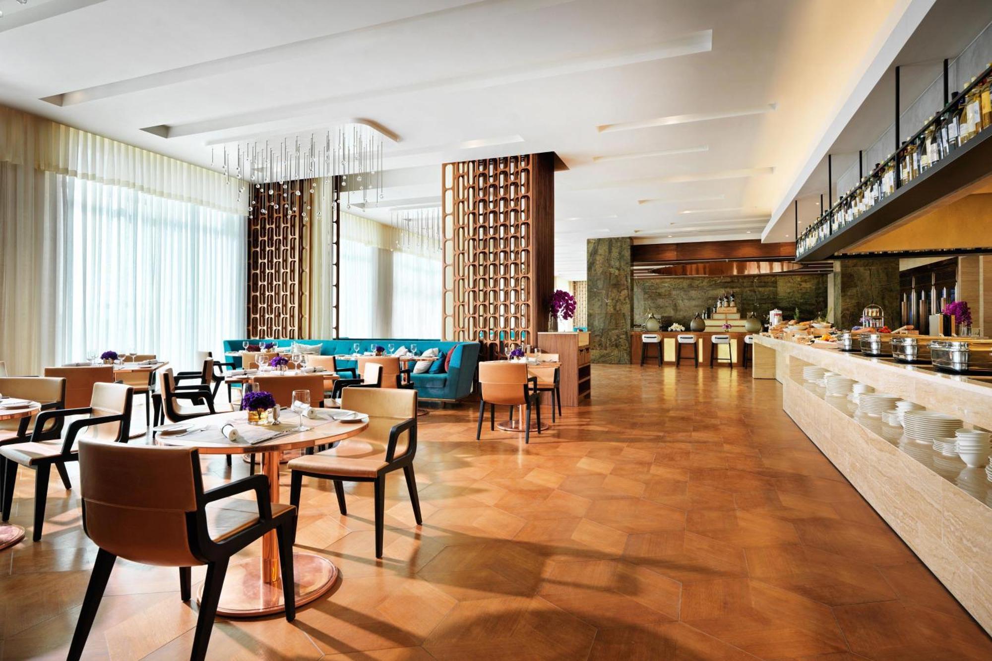 Sheraton Baku Intourist Εξωτερικό φωτογραφία The restaurant