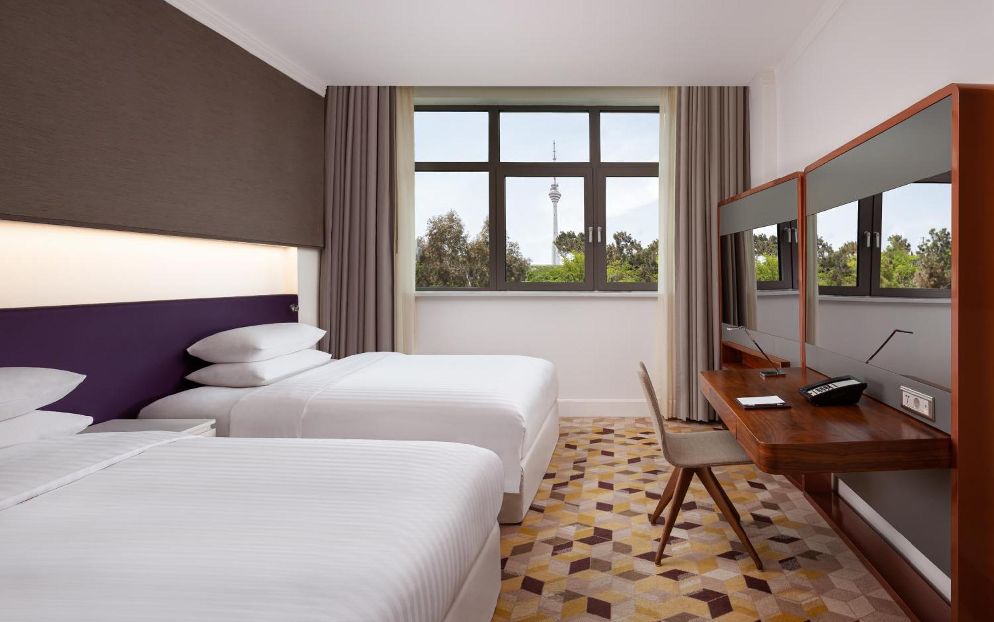 Sheraton Baku Intourist Εξωτερικό φωτογραφία A room at the hotel
